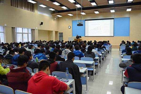 国际处刘宇介绍留学项目  郝瑞摄影